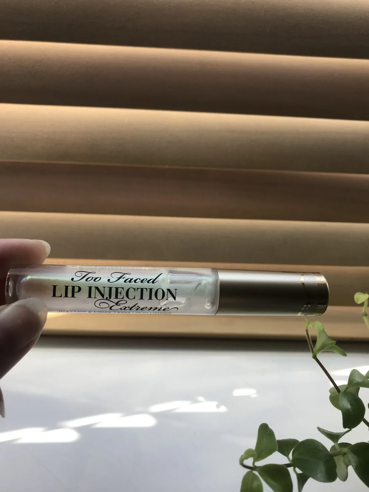 Lip Injection Extreme Lipgloss - review image