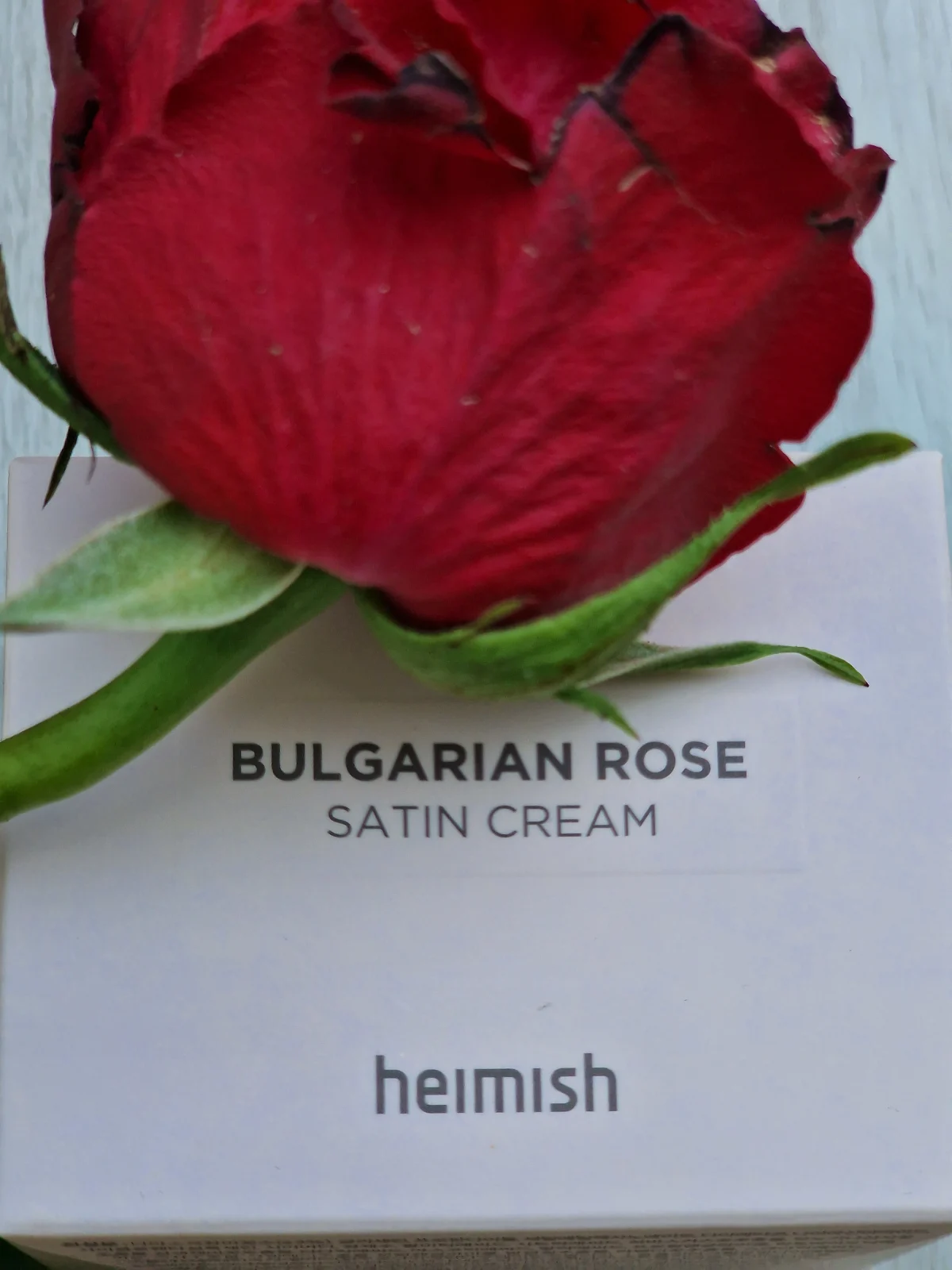 Bulgarian rose satin cream - review image