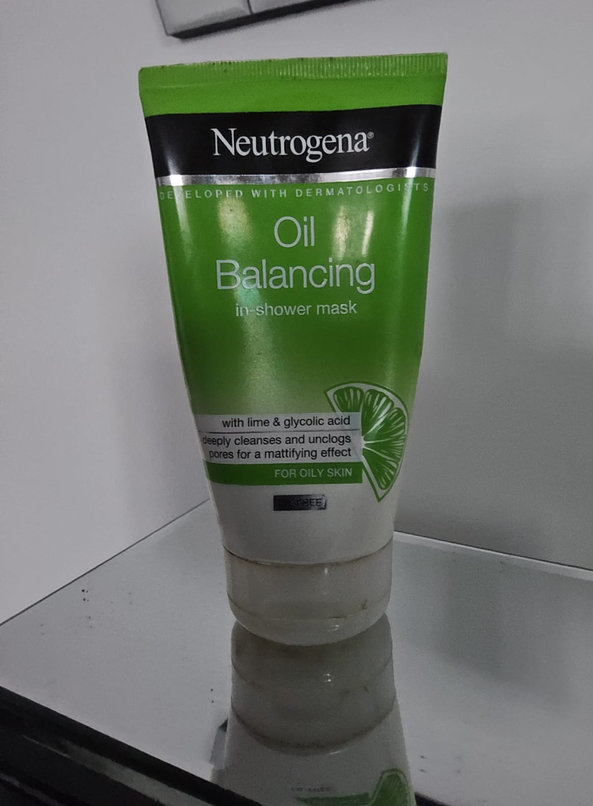 Neutrogena Oil Balancing In-Shower Mask - 150 ml - review image