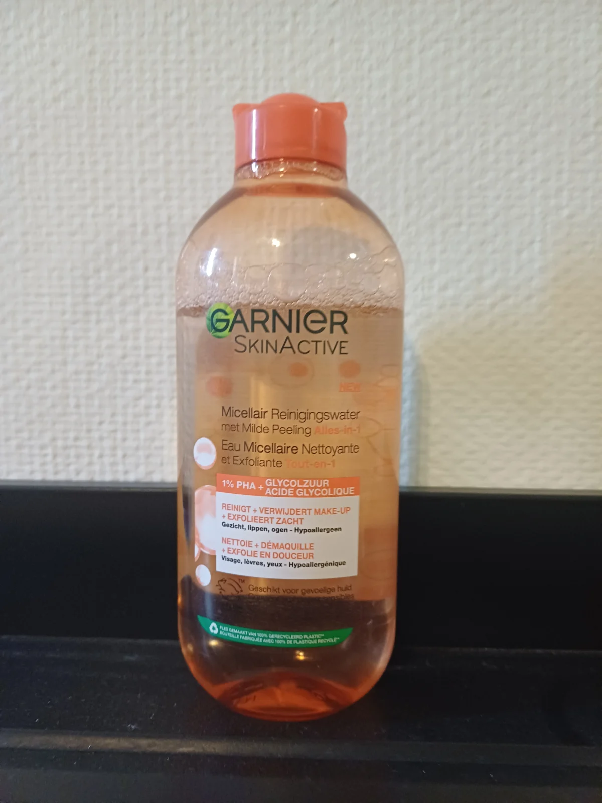 Garnier SkinActive  - Micellair Reinigingswater met Milde Peeling Alles-in-1 - review image