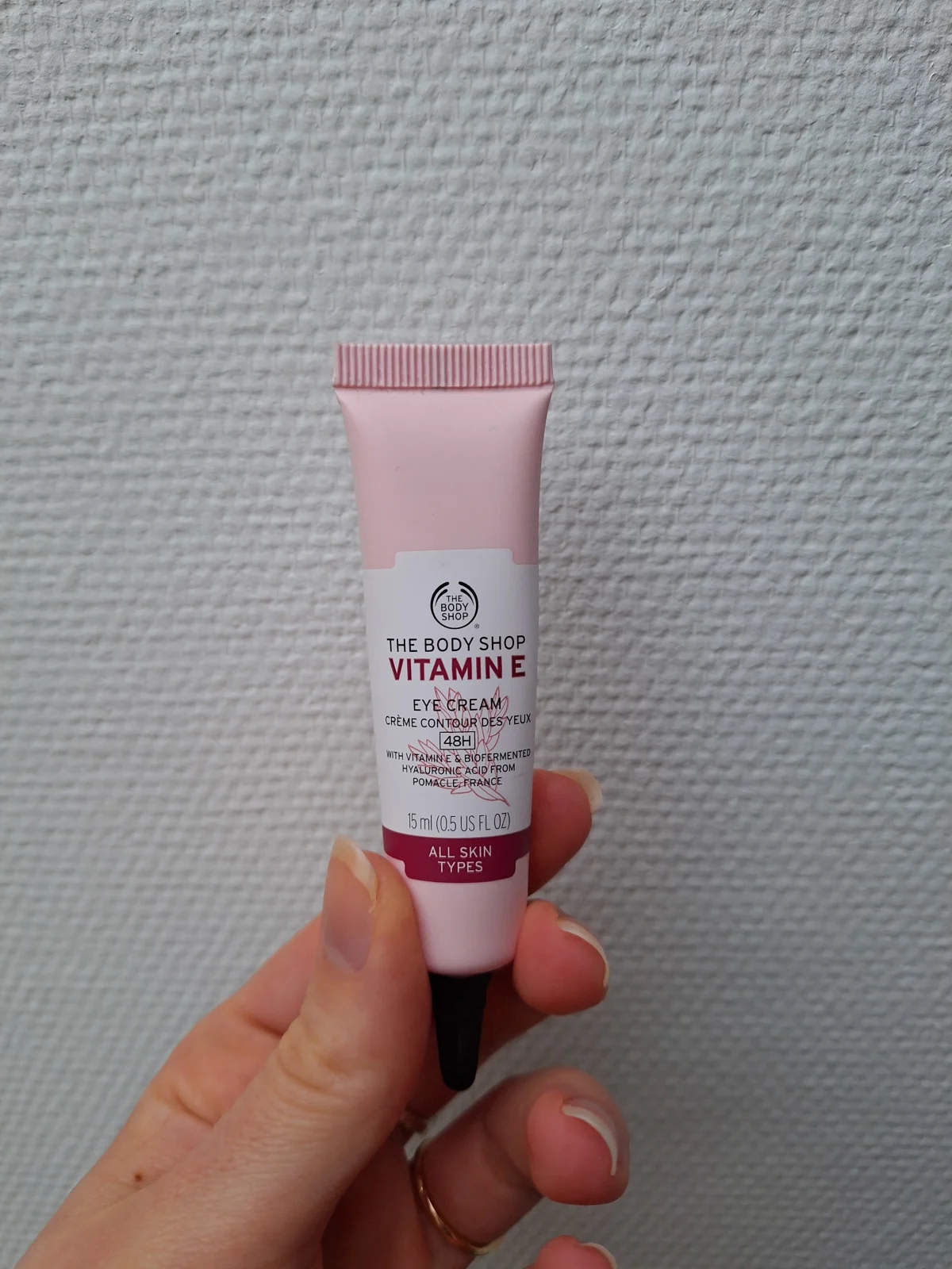 Vitamin E Eye Cream - review image