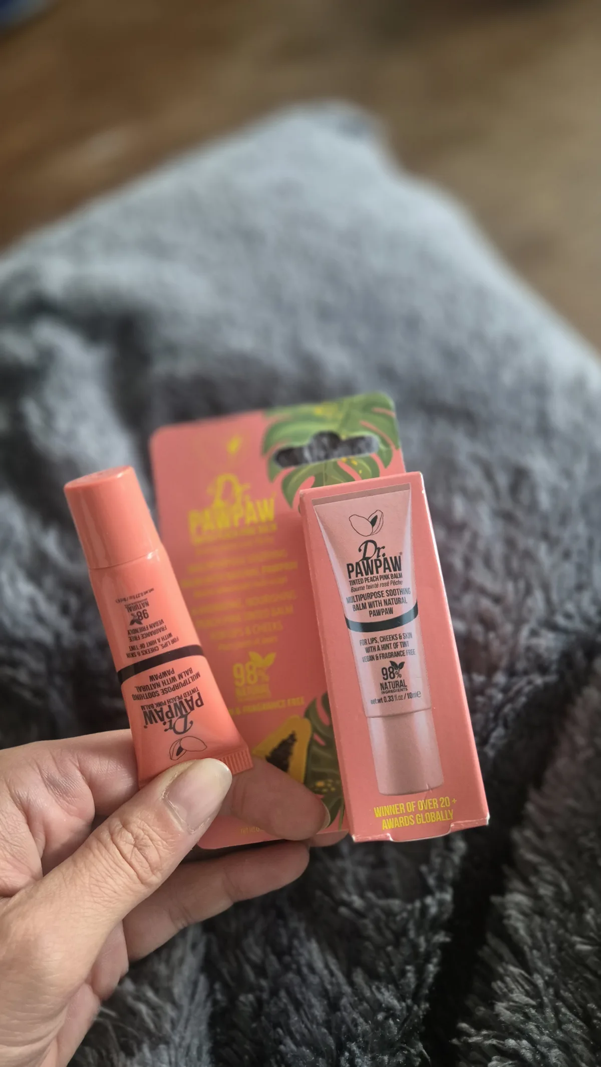 Dr. PAWPAW - Tinted Peach Pink Balm - review image