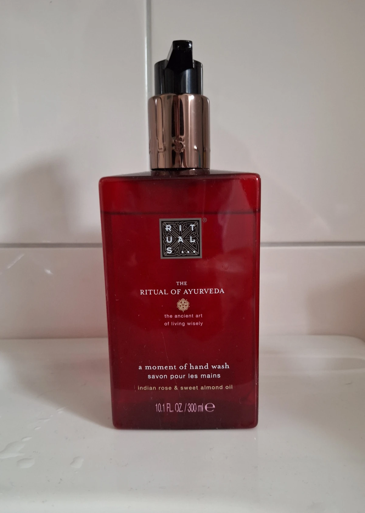 The Ritual of Ayurveda handzeep 300 ml - review image