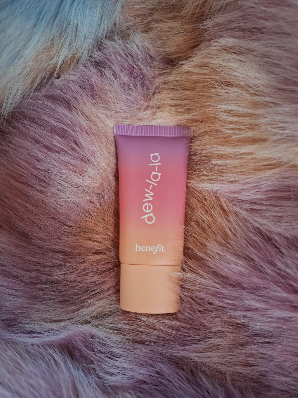 Benefit Dew-la-la - review image