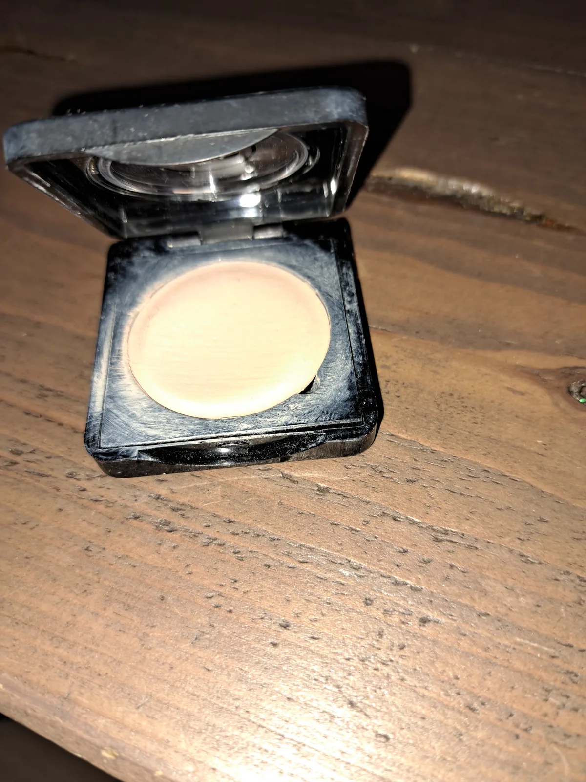 Make-Up Studio Concealer - review image