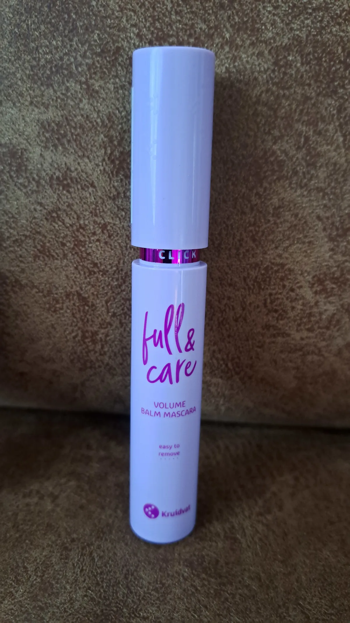 Full & Care 010 Mineral Black Volume Balm Mascara - review image