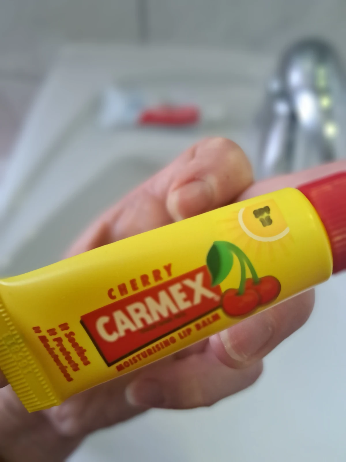 Carmex - Cherry Lip Balm Spf15 - Lip Balm 10 G - before review image