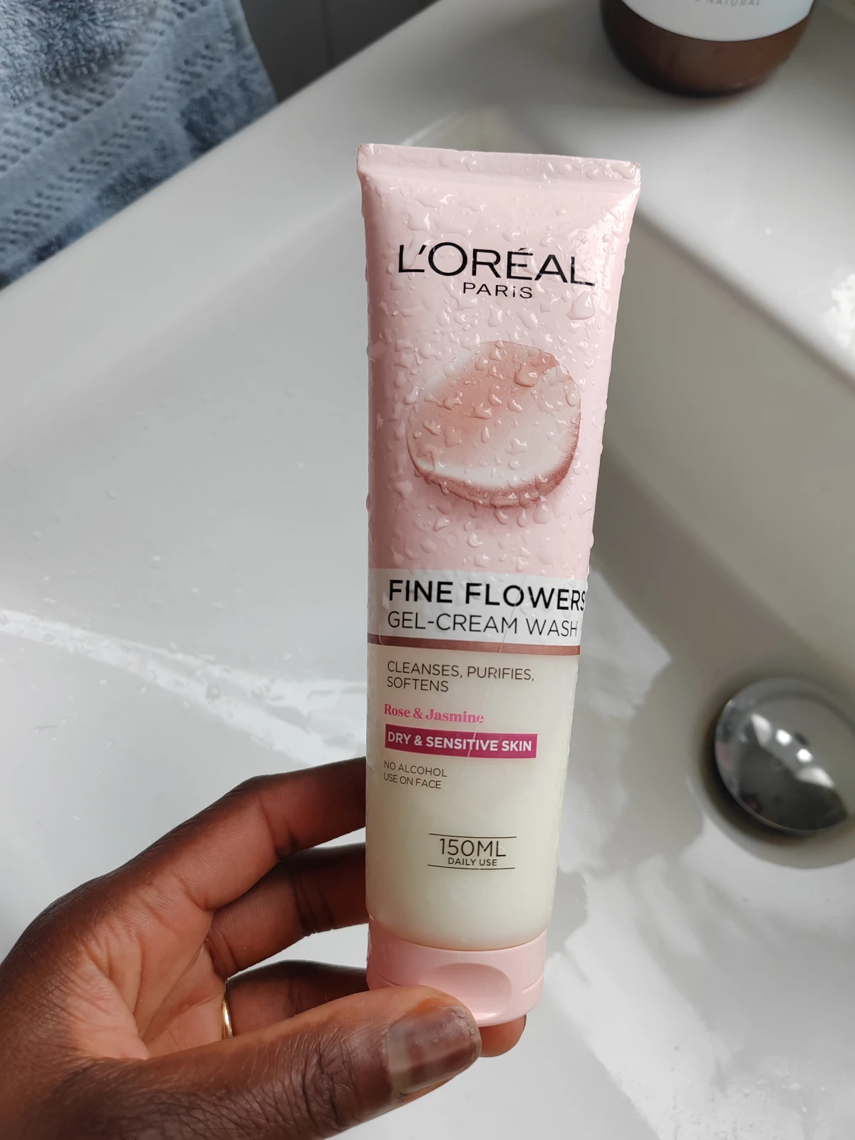 Fine Flowers Gel-Cream Cleansing Wash - review image