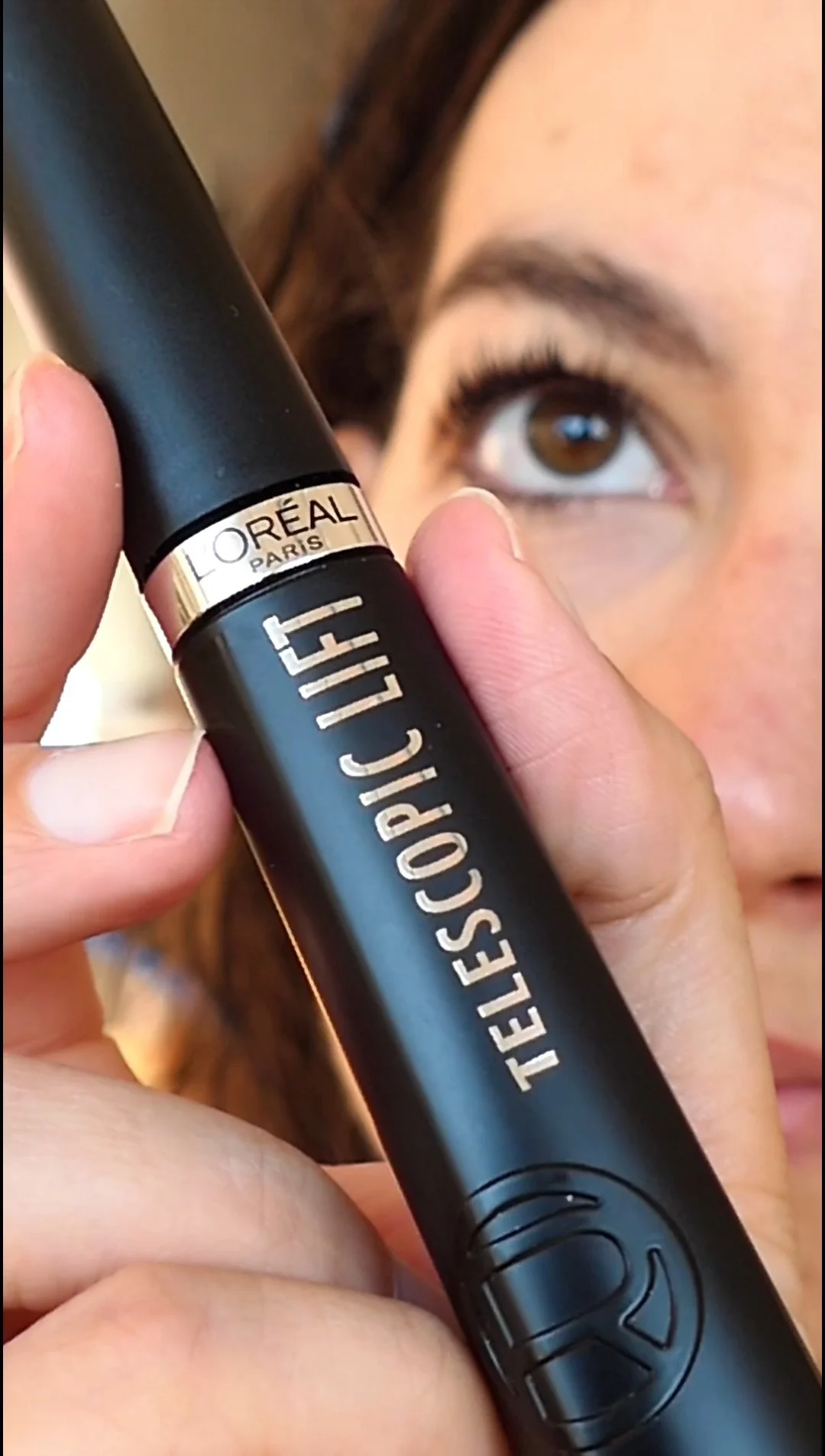 L'Oréal Paris – Telescopic Lift Mascara – Lift Extra Black - Mascara voor lange, gelifte wimpers en volume – 9,9ML - review image