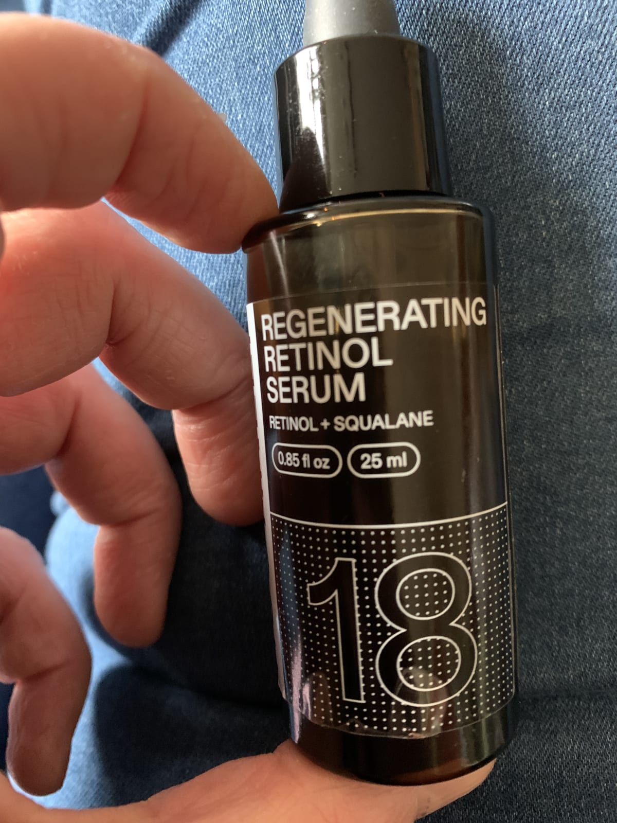 Regenerating retinol serum - review image