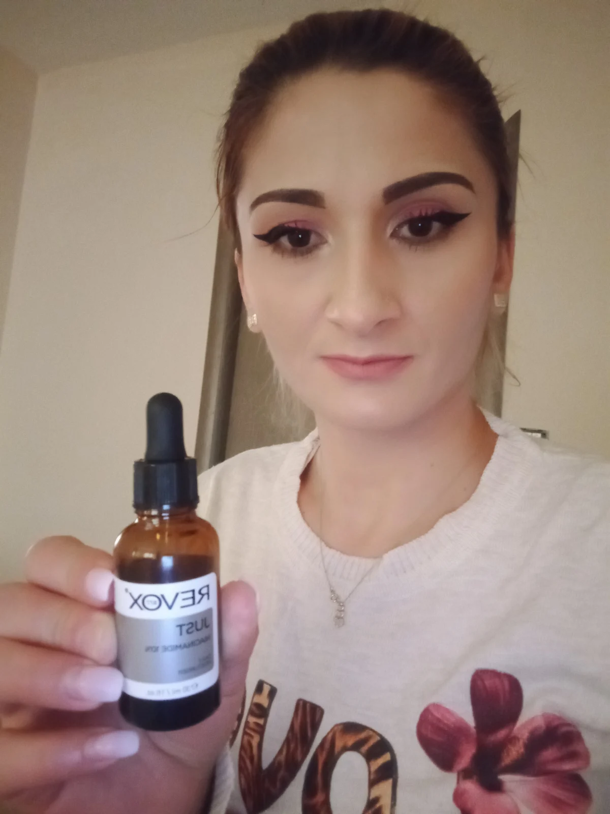 Just 10% Niacinamide Daily Moisturiser - review image