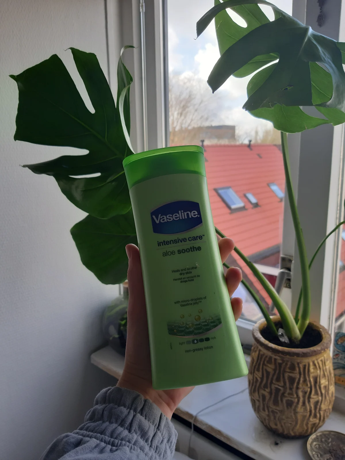 Vaseline Intensive Care Aloe Soothe Bodylotion - 400 ml - review image