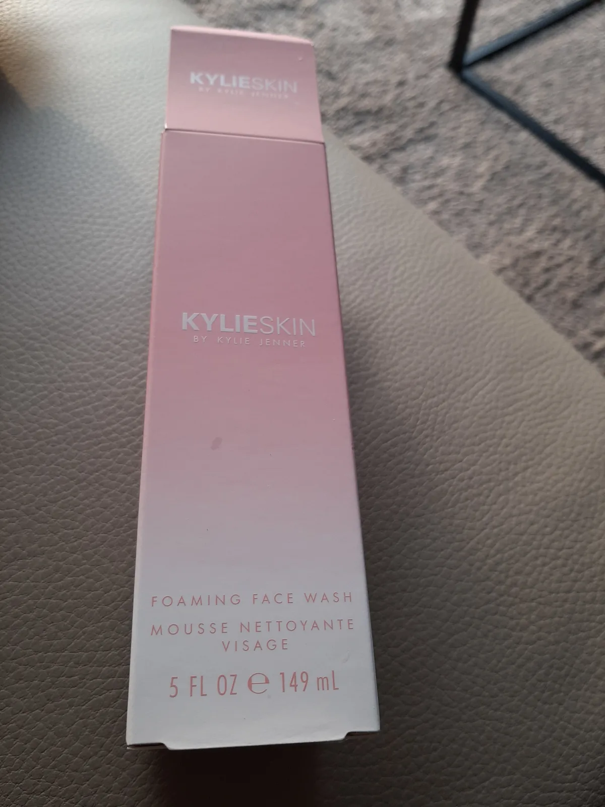 KYLIE SKIN Foaming Face Wash - review image