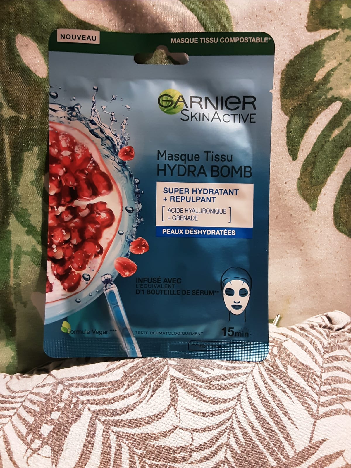 Garnier Face Hydra Bomb Sheet Mask met Granaatappel Masker - review image