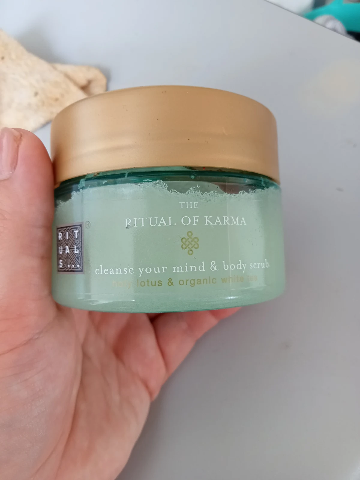 Rituals Cosmetics The Ritual of Karma Bodyscrub 250g - review image