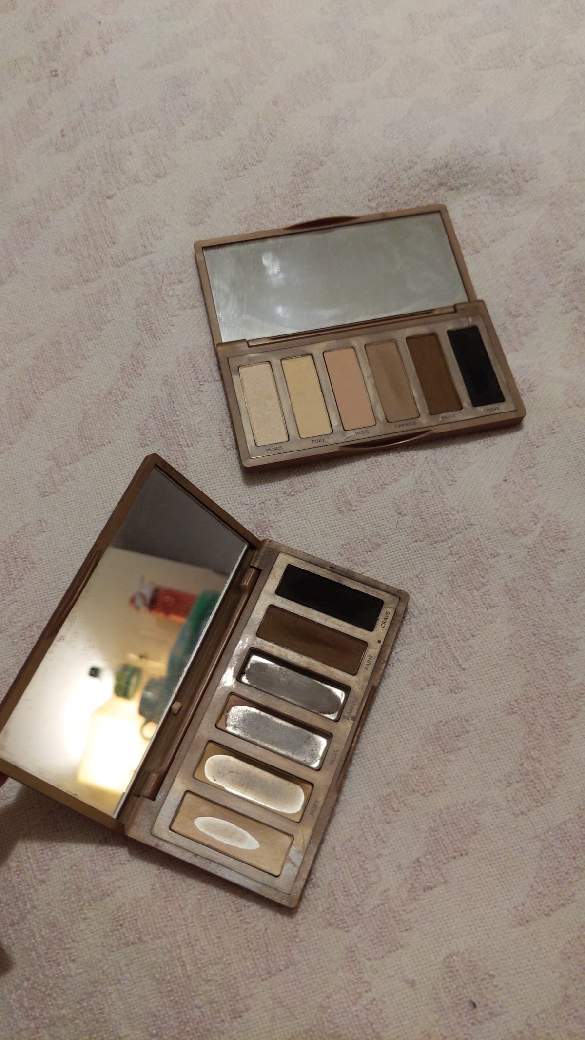 Urban Decay Naked Basics Urban Decay Naked Basics Eyeshadow Palette - review image