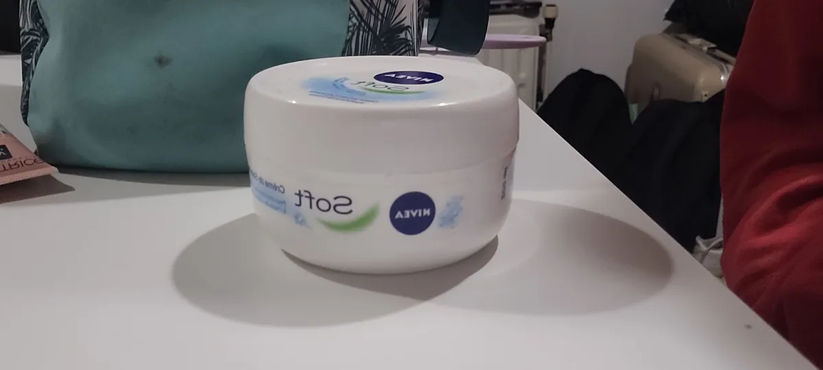 NIVEA Soft - 300 ml - Bodycrème - review image