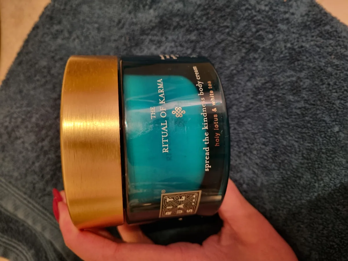 Rituals Cosmetics The Ritual of Karma Bodycrème 220ml - review image