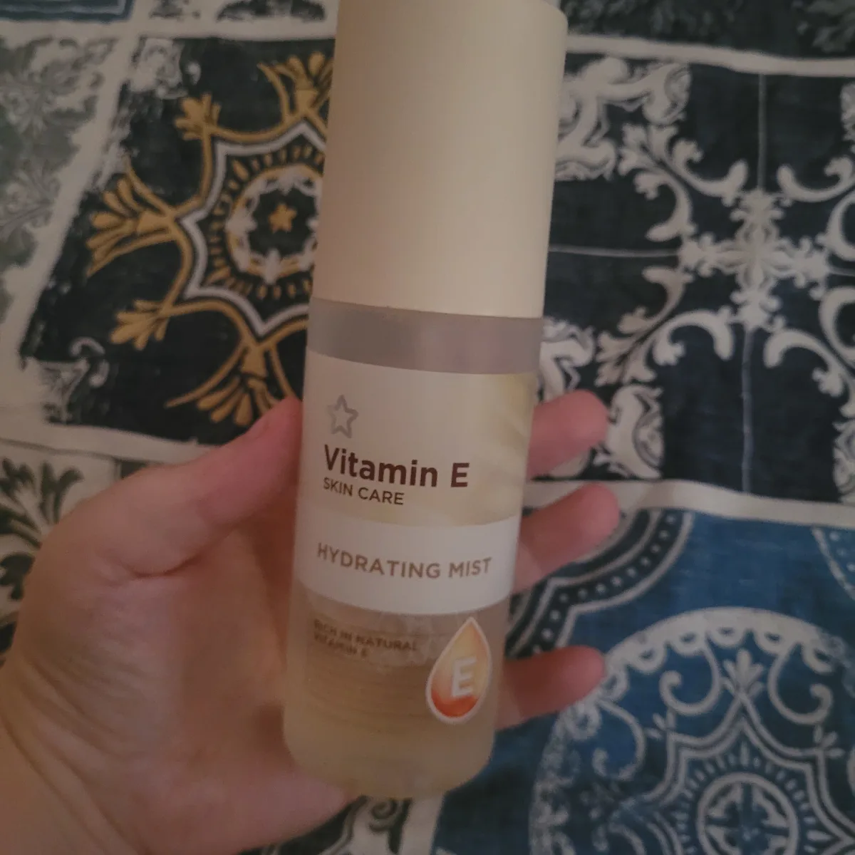 Vitamin E Hydrating Mist - review image