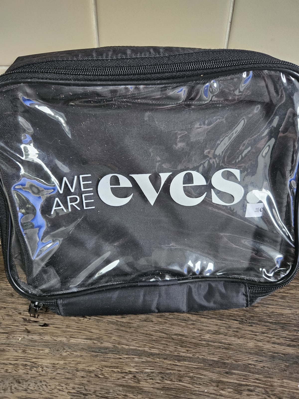 We Are Eves Beauty Bag - review image