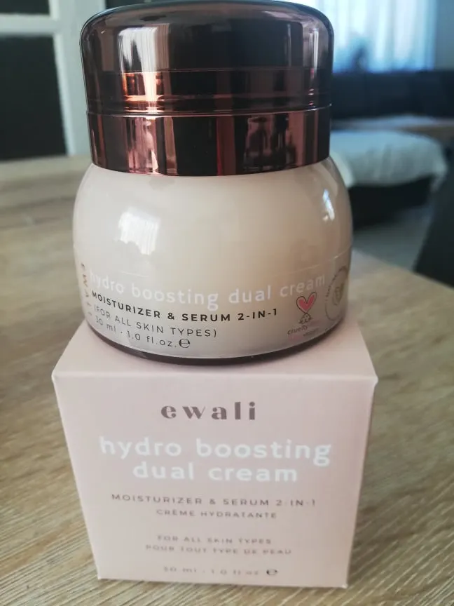 Hydro Boosting Dual Cream - review image