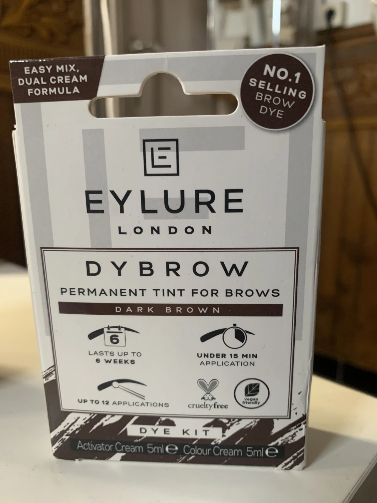 Eylure Donkerbruin - review image