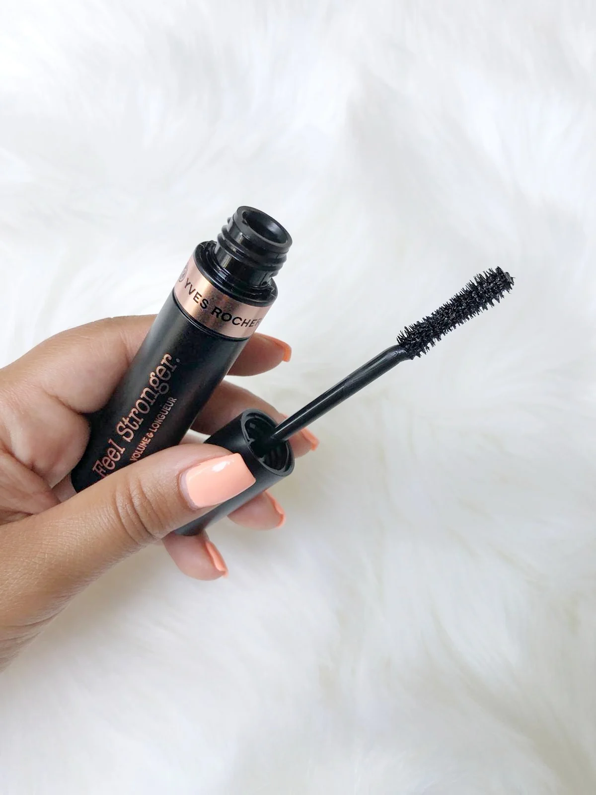 Feel Stronger Mascara - Volume & Lengte - review image