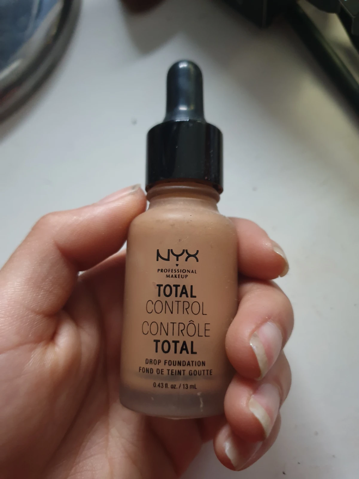 Total Control Drop Foundation - review image