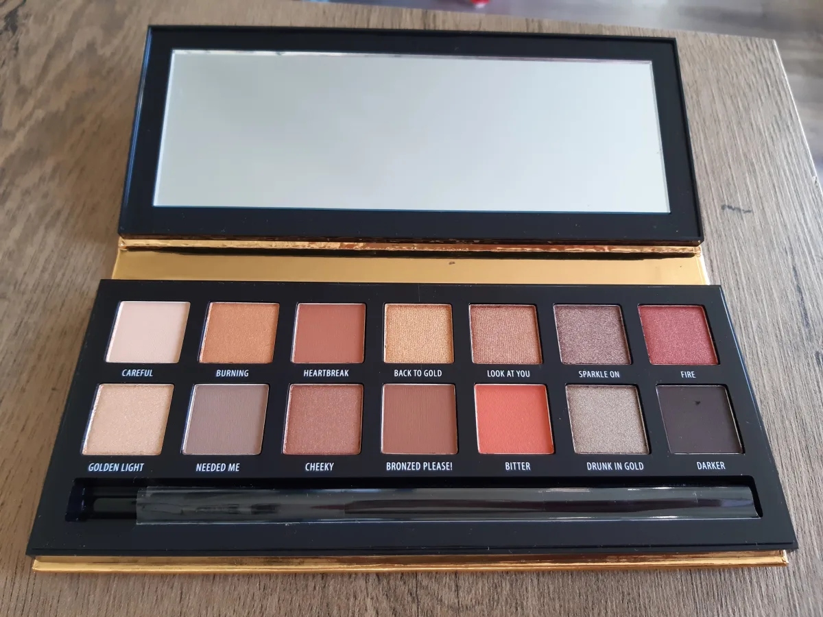 Favorite Palette Caramel Nudes Oogschaduw - review image