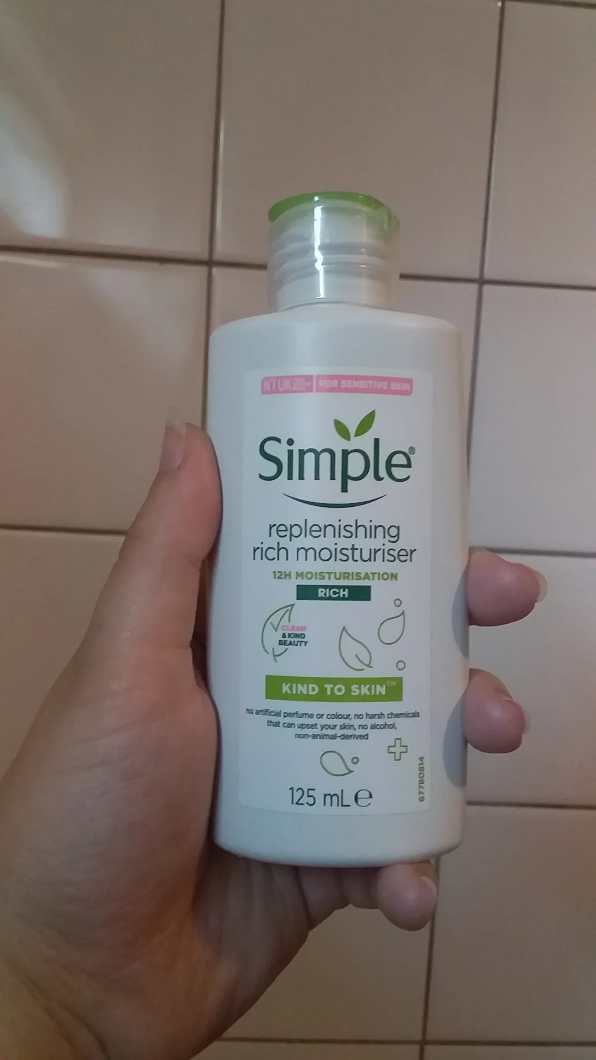 Replensing Rich Moisturiser - review image