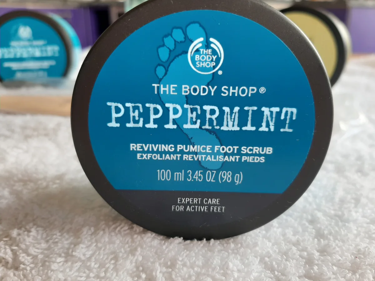 Peppermint Soothing Pumice Foot Scrub - review image