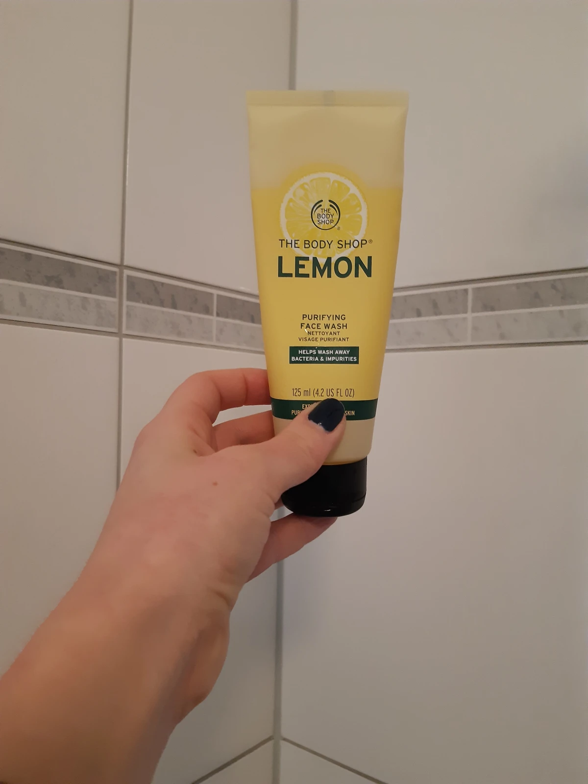 Lemon Purifying Face Wash - review image