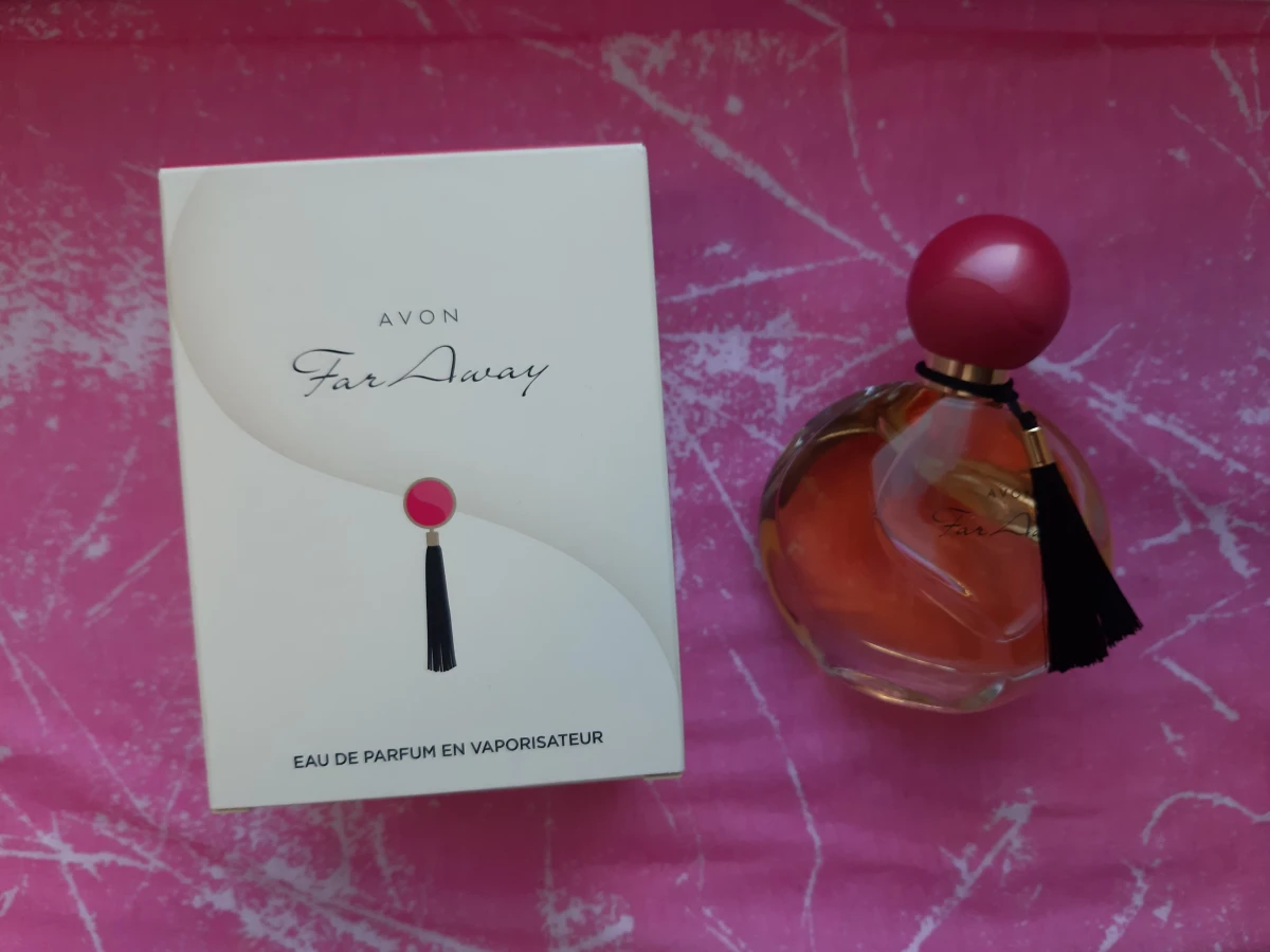 Far Away Eau de Parfum - review image