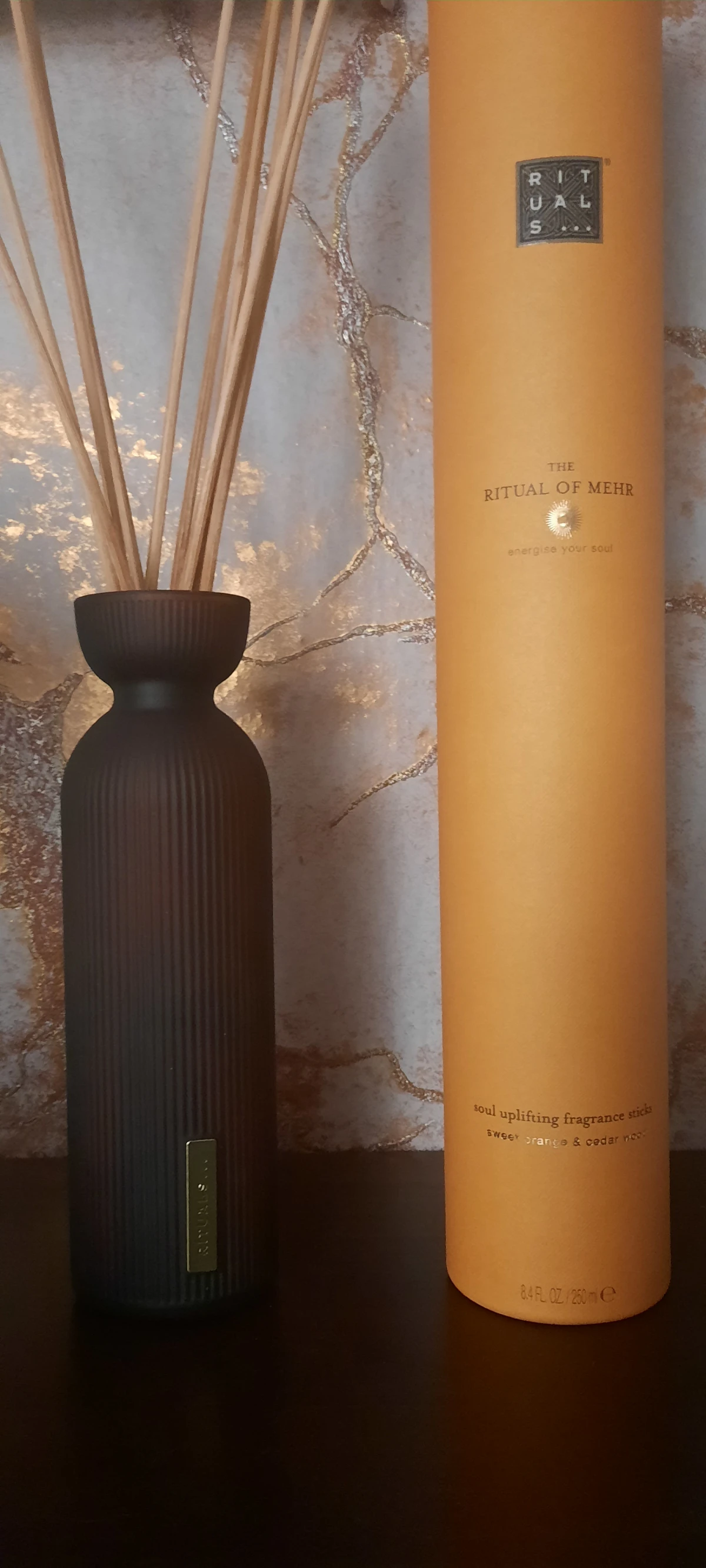 Rituals Cosmetics The Ritual of Mehr Geurstokjes 250ml - review image