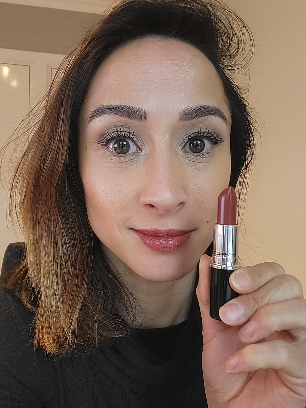 Lustre Lipstick - review image