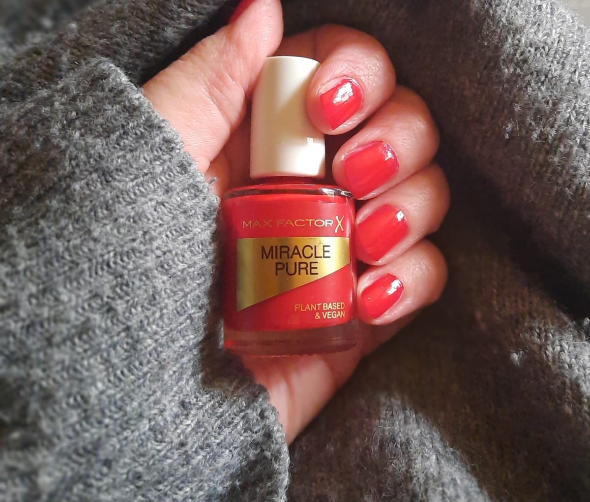 Max Factor Miracle Pure Vegan Nagellak - review image