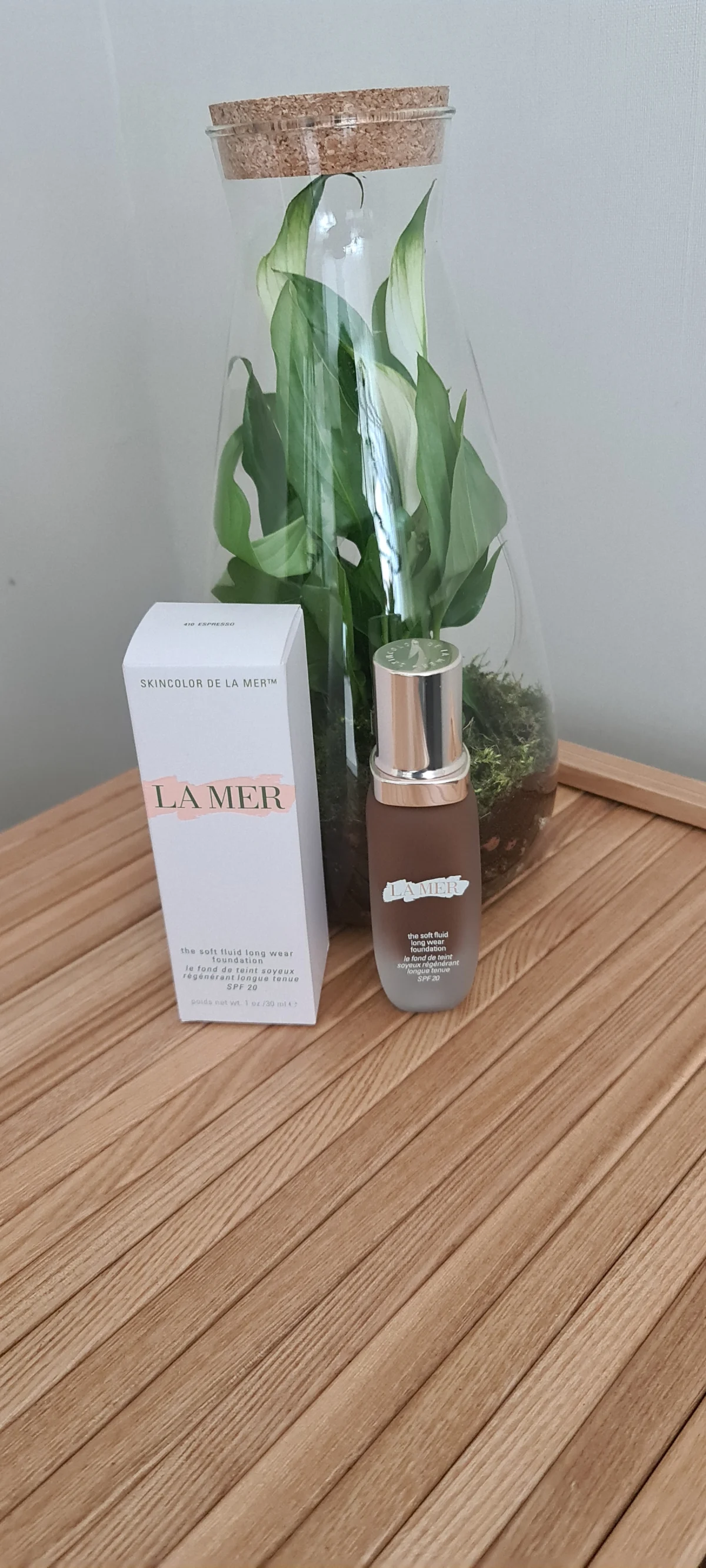 La Mer The Soft Fluid Long Wear Foundation SPF20 - review image