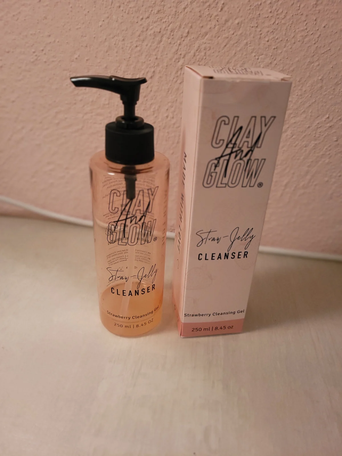 Straw-Jelly Cleanser - review image