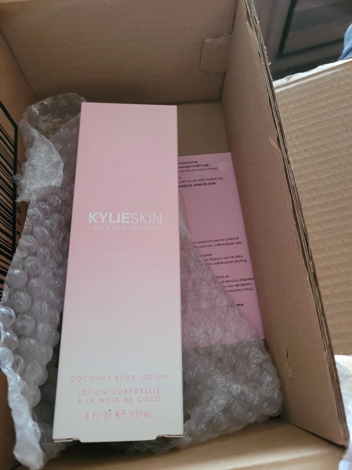 KYLIE SKIN Coconut - review image