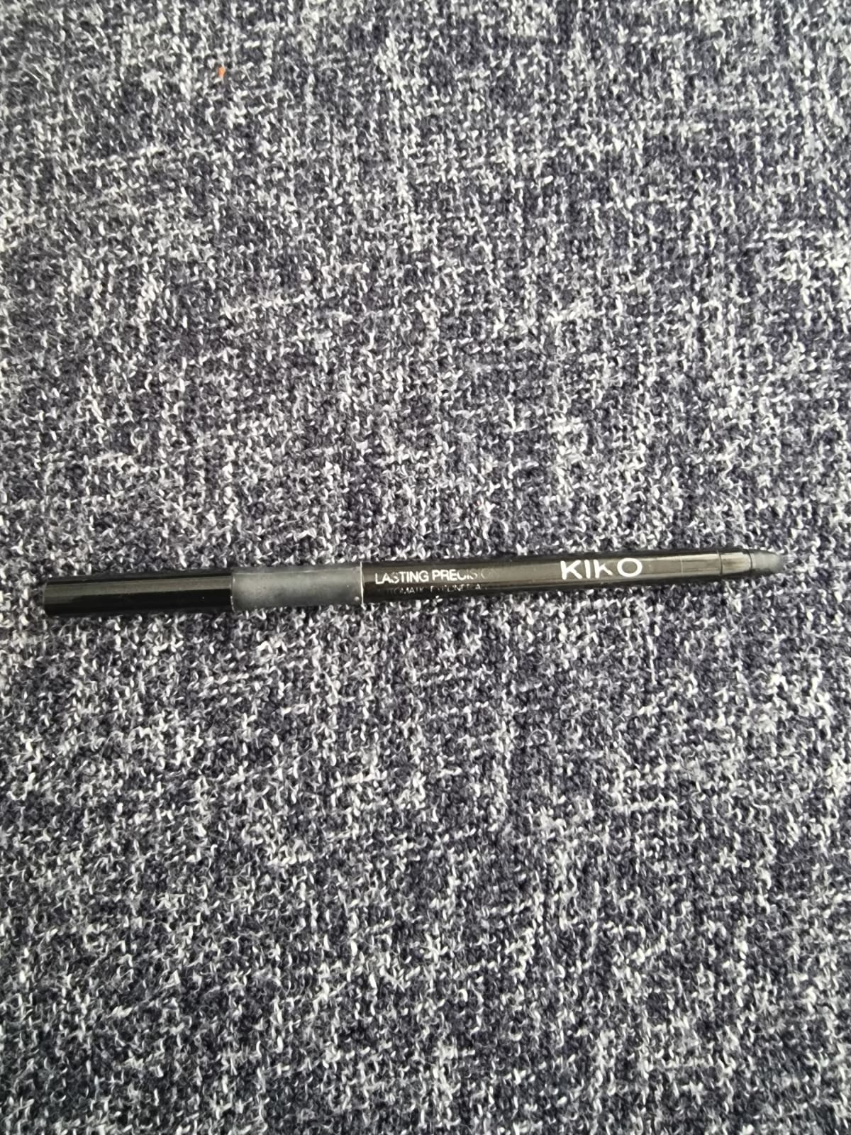 Long Lasting Stick Eyeshadow - review image