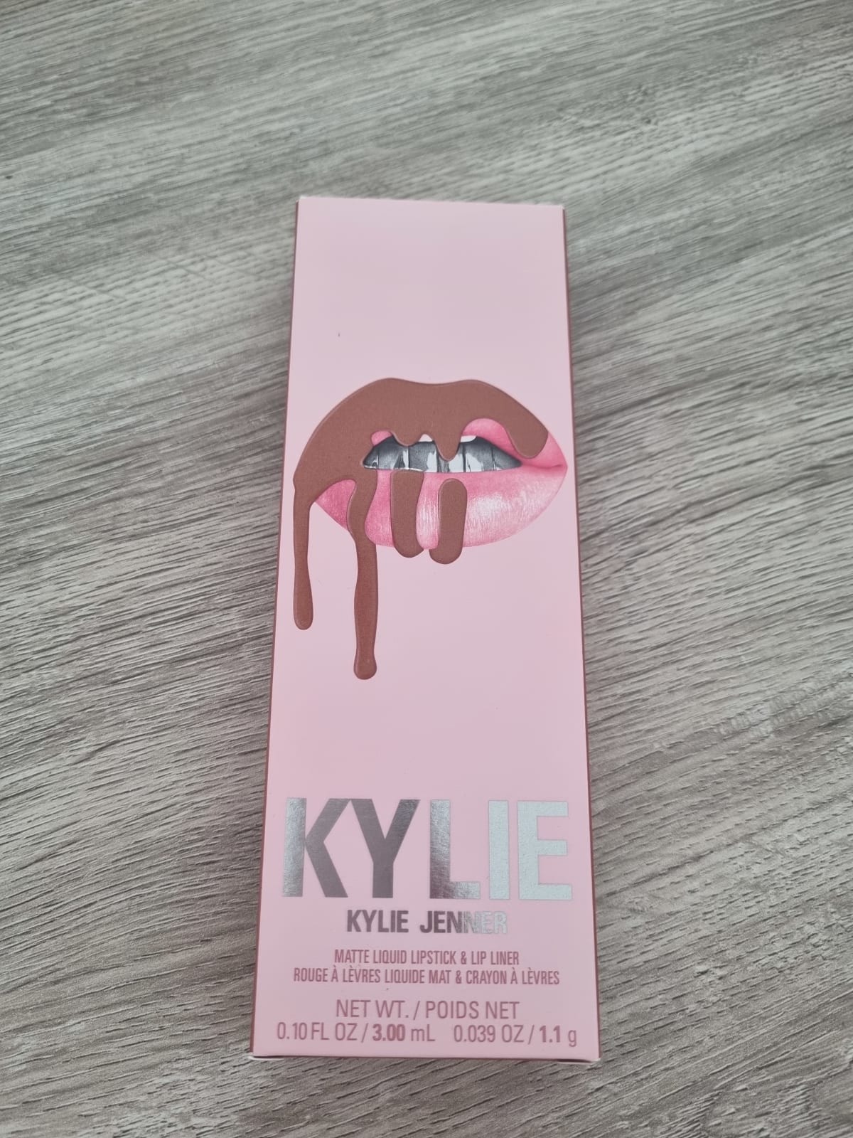 22 | Lip kit - review image