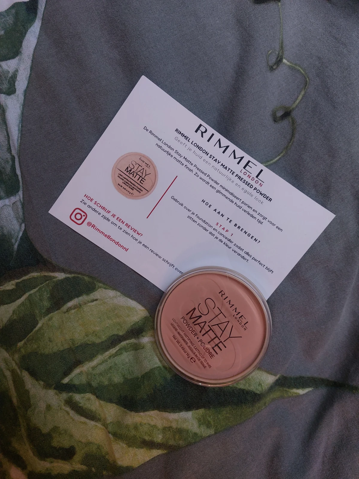 Rimmel London Stay Matte Pressed Powder - 003 Peach Glow - review image