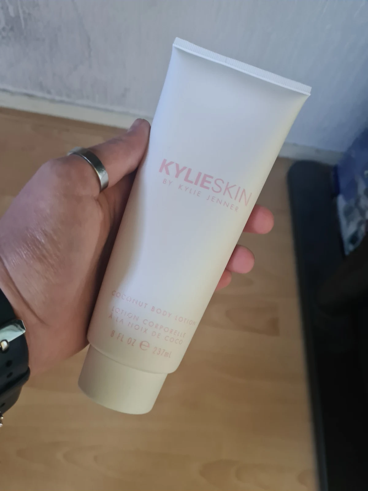 KYLIE SKIN Coconut - review image