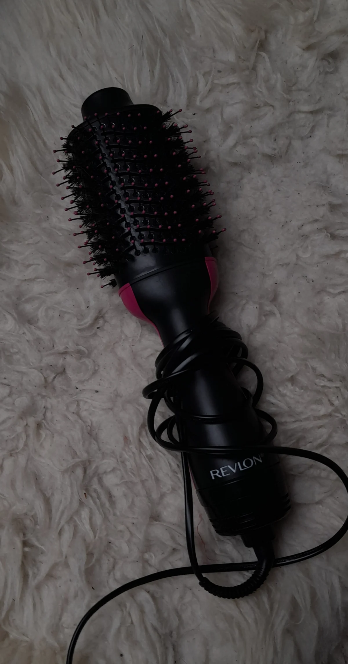 One-Step Hair Dryer And Volumiser - review image