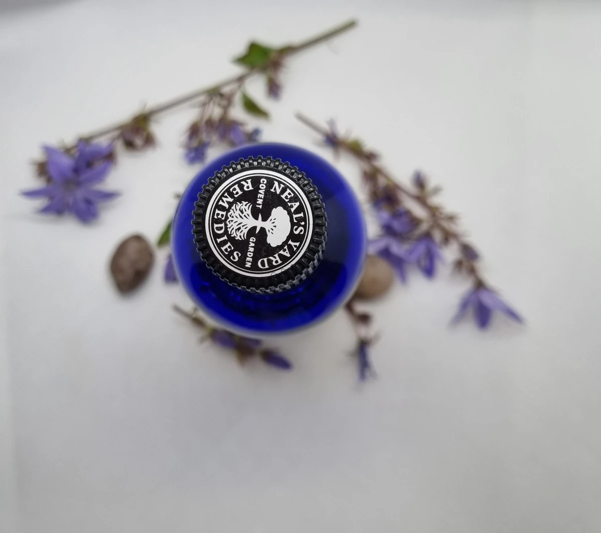 Neal's Yard Remedies - Geranium & Orange Massage Oil - 100 ml - review image