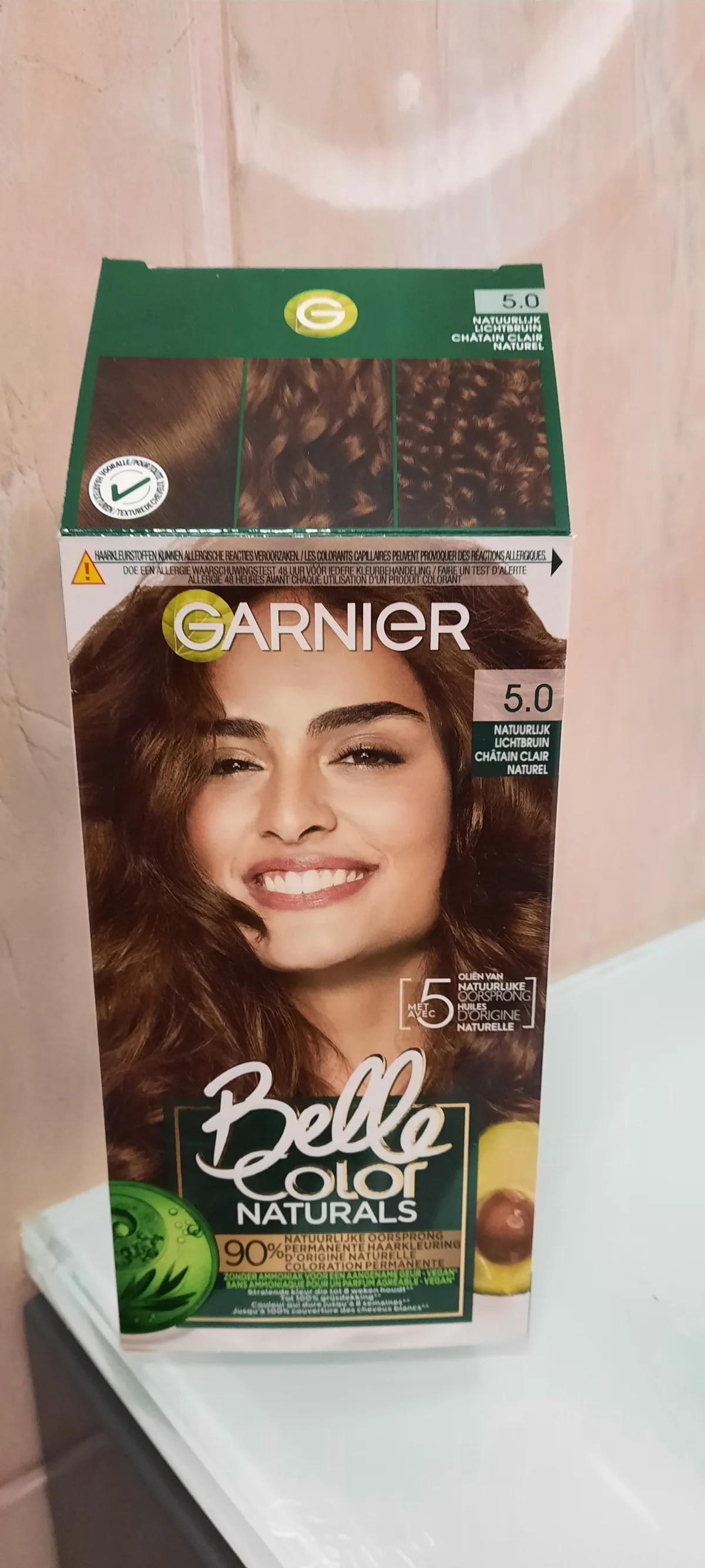 Color Naturals haarverf 1.10 Granaatappel zwart - review image