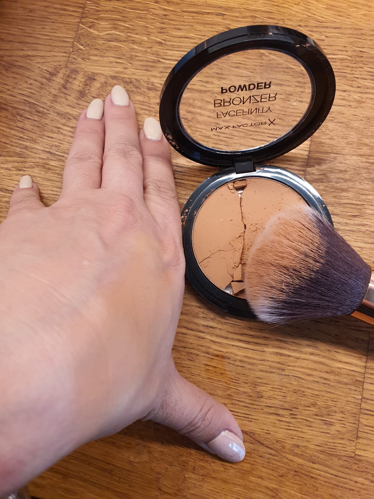 Facefinity Bronzer - review image