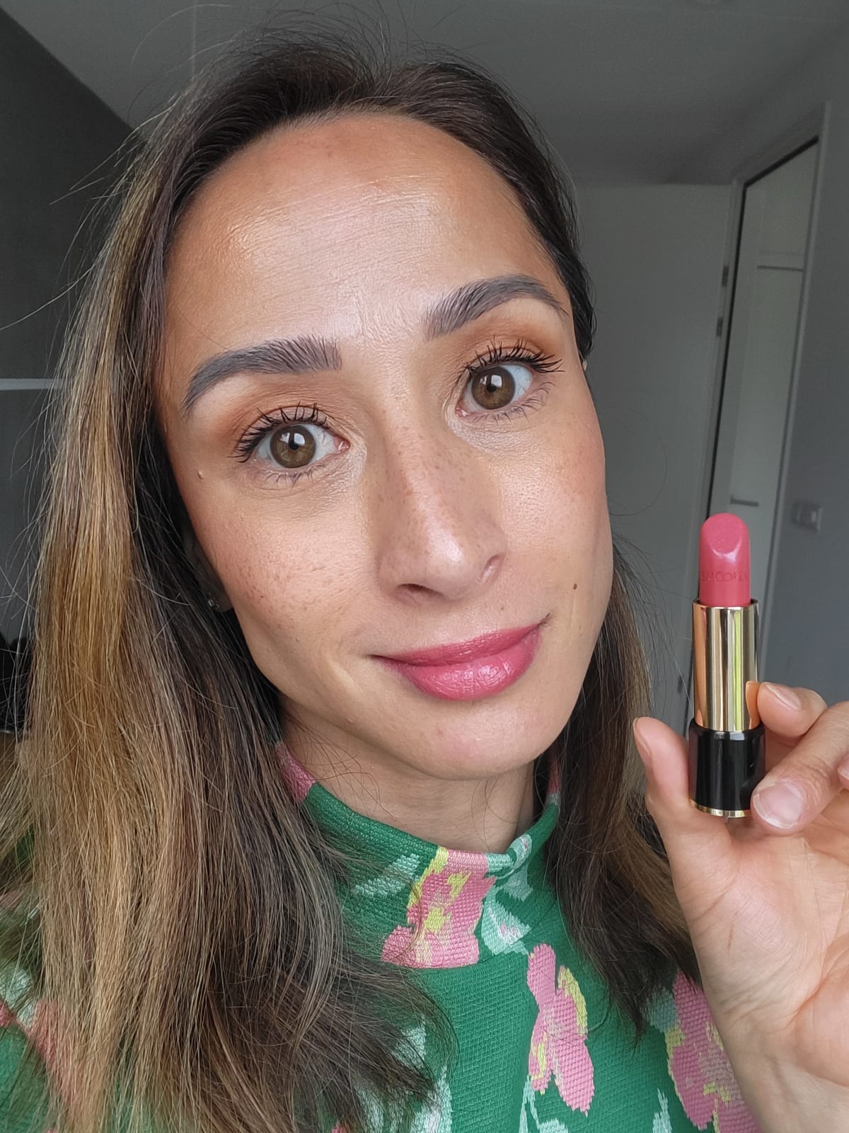 Lancome Labsolu Rouge Sheer Lancome - Labsolu Rouge Sheer Lipstick - Sheer - review image