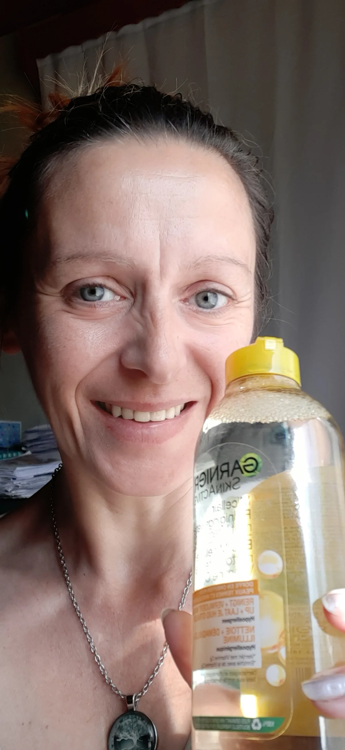 Garnier SkinActive Micellair Water Vitamine C* - Reinigingswater voor het Gezicht - 400ml - review image