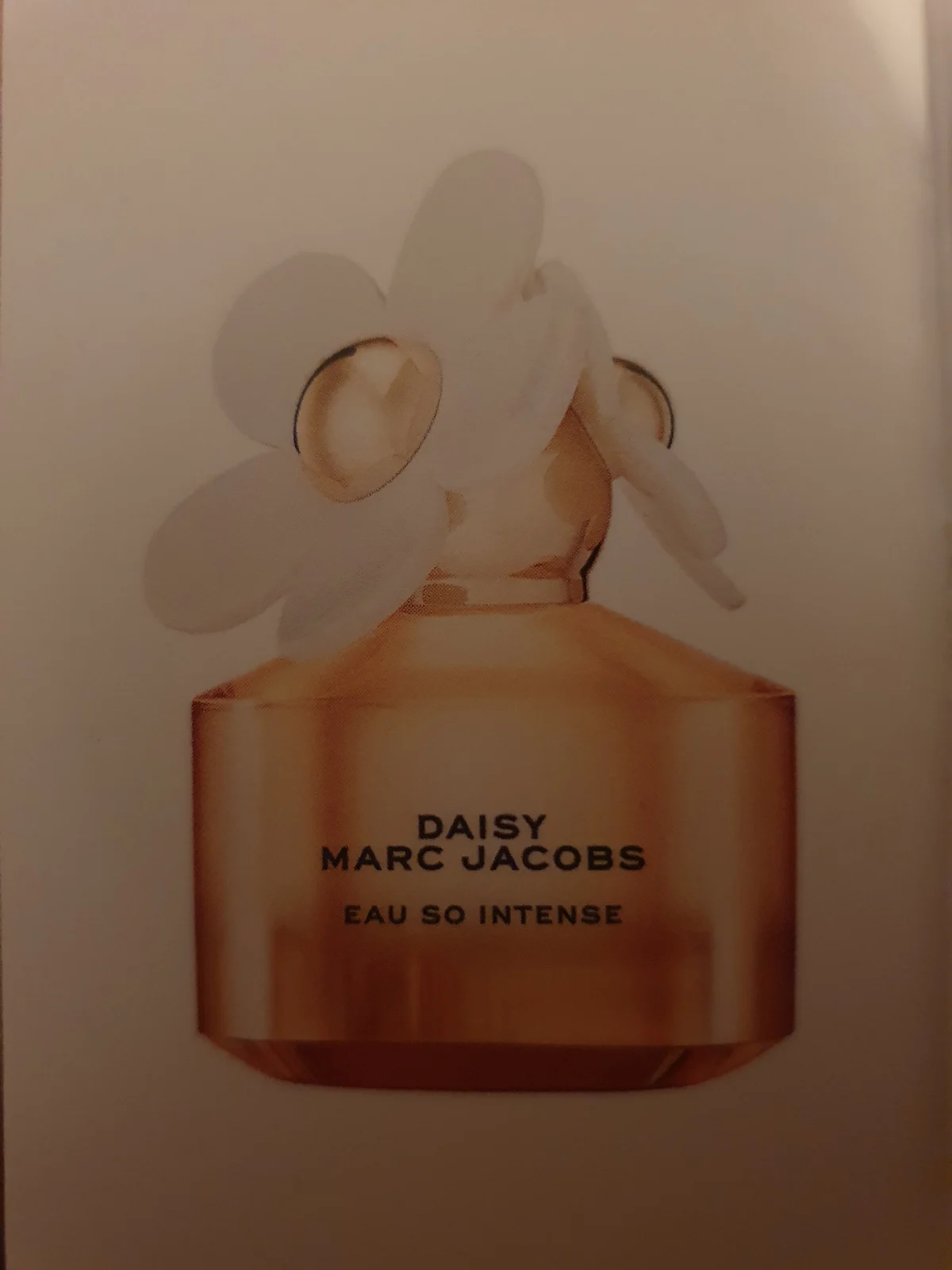 Marc Jacobs Daisy - review image